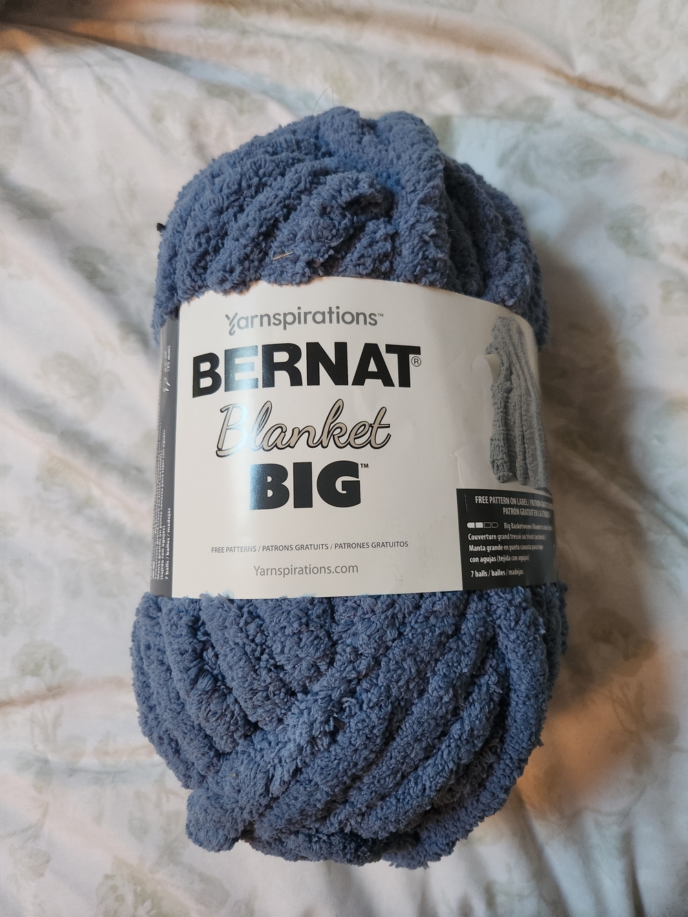 Bernat Bpanket Yarn- Cold Sea